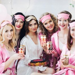 Irenare 8 Pcs Bridesmaid Proposal Gifts Set Robes Makeup Bag Cup Cards Hair T…