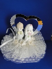 New Precious Moments Bride and Groom Wedding Cake Top / open Heart Mirror #367