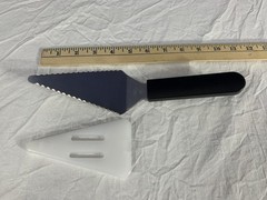 PAMPERED CHEF #1166 Slice’N Serve Cake & Pie Cutter Wedge Server Spatula