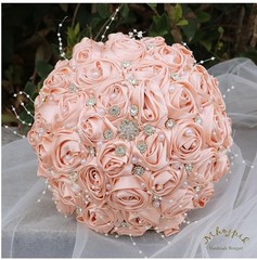 Versatile 8.7″ Peach Pink Brooch Bouquet for Weddings & Special Occasions