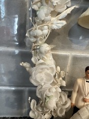 Vintage Bride & Groom Wedding Cake Topper MCM Flowers Arch 10” Tall 3 1/2” Base