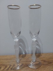 LENOX FROSTED BRIDE GROOM CHAMPAGNE TOASTING FLUTES GLASSES GOLD RIMMED TOPS