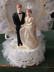 Vintage -1980 Coast Novelty – Made in New Zealand- Wedding Cake Topper w/ Heart