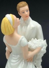 Discontinued Lenox Opal Innocence Bride & Groom Porcelain Ivory Cake Topper NIB