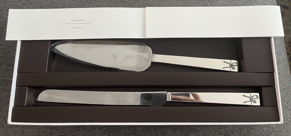 Vera Wang “Love Knots” Cake & Trowel Set / Cake Serving Set