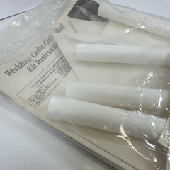 Wilton Wedding Cake Cathedral Kit #2104-2940 Sealed NOS Cake Supports Church