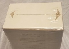 Brand New Sealed 2005 Hallmark Wedding Cake Topper Two Hearts One Love Keepsake