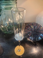 Vera Wang Gold Love Knots Wedgwood Toasting Flutes