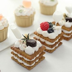 Clear 150 Mini 4ml Plastic Dessert Toppers Cupcake Pipette Flavor Infusers Party