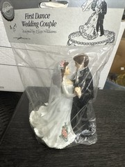 1995 Wilton First Dance Wedding Couple Topper 202-411 * 6″ high