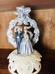 Vintage Mid Century Wilton Wedding Cake Topper Hong Kong 8″
