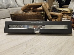Oleg Cassini Crystal Cake Knife Cutter Slicer wedding special occasion.