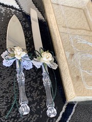 Vintage Wedding Cake Serving Set~Faux Crystal & White Roses~Vintage Wedding