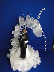 New Elegant & Absolutely Stunning Porcelain Bridal Couple Wedding CakeTop # 255