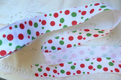 WHITE with RED & GREEN Random Spots Grosgrain 100% Poly 9Met 38mmW MayArts BRD1