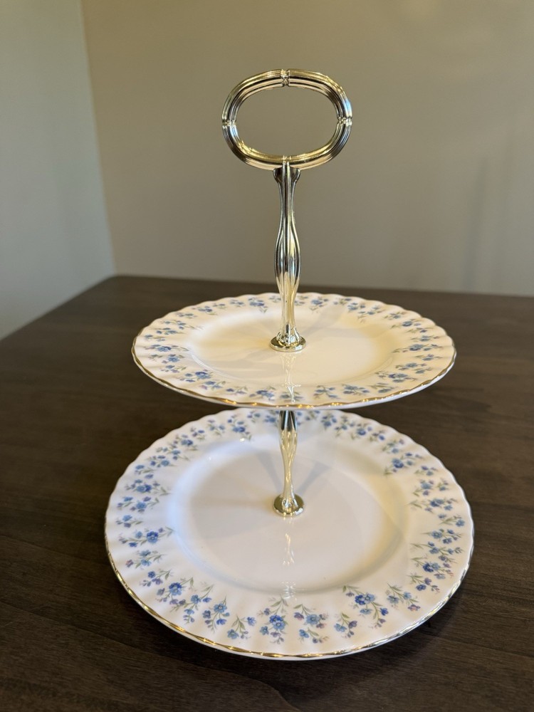 Royal Albert Memory Lane England 2-Tier Dessert Cake Stand