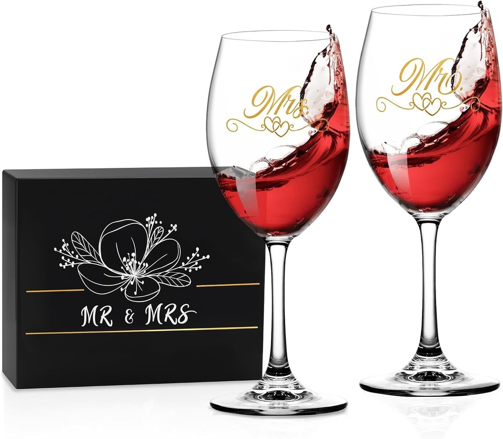 Newlyweds,Mr and Mrs Wine Glass Set,Wedding Glasses