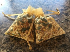 75 Gold-Colored Birdseed Bags, Organic Wedding Toss , All Natural, Eco-friendly