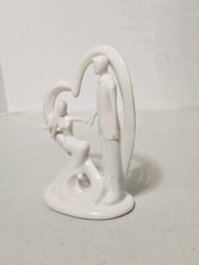 «Take My Hand» Romantic Bride & Groom Heart Porcelain Wedding Cake Topper Statue