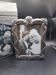 Ori. B. Royal Limited Silver Wedding Metal/ Pewter Album Holds 80 Photos.