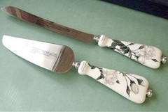 Smithsonian Goebel American Beauty White Rose 2 PC. Cake Knife & Server New Box