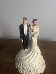 Vintage 1948 Coast Novelty Bride & Groom Wedding CAKE TOPPER Chalkware (chippy)
