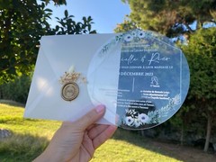 50 pieces; Floral acrylic wedding invitation. Parchment envelope. Wax seal