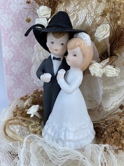 New Hortense B. Hewitt Western Bride Groom Cake Topper, Wed Table Decor