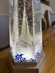 Acrylic LED & Water Spinning Lighthouse BO, Light up, 3AA Battery not Included.