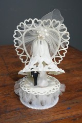 Vintage Art Deco Wedding Topper Sugar Sculpture Groom Bride Bell Lace Stand