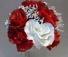 Red and white Roses wedding bouquet
