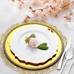 10.5″ White Round Dinner Plates With Gold Scalloped Rim Wedding Tableware