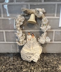 Vintage Bride & Groom Wedding Cake Topper MCM Flowers Arch 10” Tall 3 1/2” Base