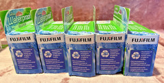 54x Underwater Camera Waterproof Fuji Quicksnap 27 Exposure Fujifilm Feb. 2026