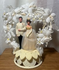 Vintage 1950s Wedding Cake Topper Bride Groom Floral Arch Ivory