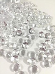 4Lb Crystal Acrylic Diamond Vase Gems or Table Scatters (Medium 2cm, Clear)