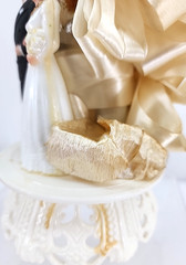 1950’s Wedding Cake Topper Bride & Groom Ribbon Leaves on Plastic Stand