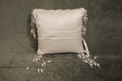 OLIVIA RIEGEL Crystal & Pearl Beaded «Emily» Ring Bearer Pillow New in Box