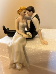 Weddingstar The Look of Love Bride and Groom Couple Figurine Edge of Cake Topper