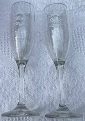 Bride Groom Glasses Champagne Wedding Toast White Lettering 6 oz Flowers Vintage