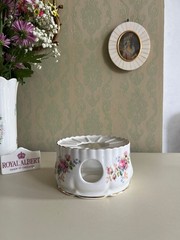 Royal Albert Moss Rose Teapot Warmer – Bone China, Floral Porcelain, English Vin