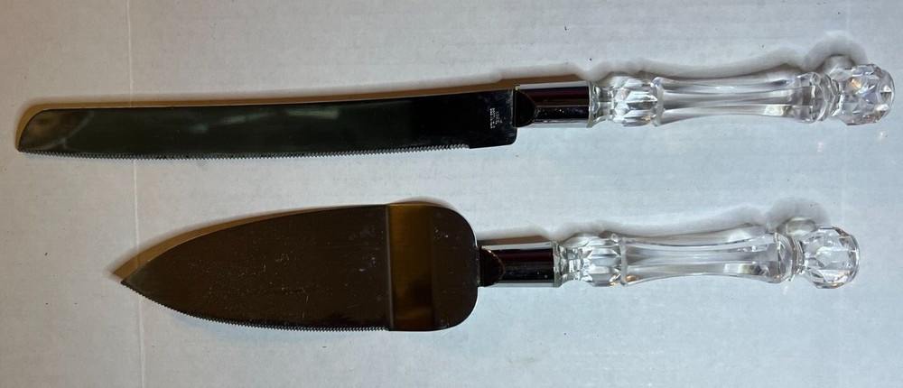 Vintage Wedding 2 Pc Hostess Set – Stainless Steel, Diamond Cut Acrylic Handles