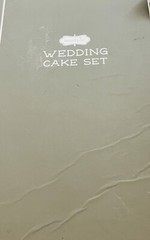 Mud Pie Vintage-Style Two-Piece “We Tied The Knot” Wedding Cake Server Set