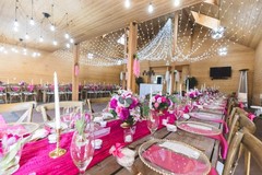 Wedding Decorations Table Centerpiece – urn and flowers