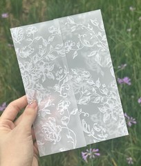 Puremigo 50 Pack Pre-Folded Vellum Jackets for 5×7 Inches, White Floral