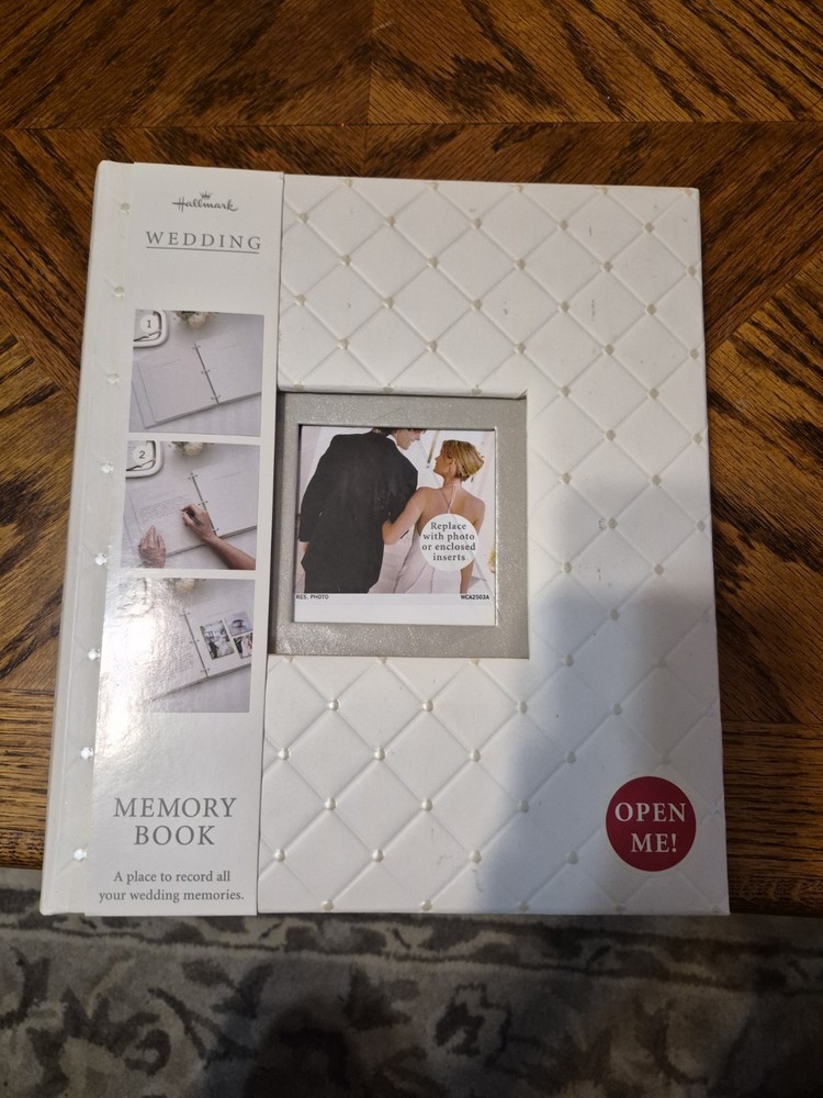 Hallmark Wedding Happily Ever After Memory Book Quilted Diamond Pattern Pearls