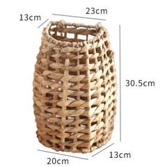 Wall Mounted Woven Straw Basket for Flowers Handheld Hanging Vase Decor