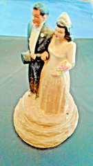 1940s Wedding Cake Topper Coast Novelty Co. Venice CA 5 1/2″ Bride-Groom