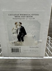 Wedding Cake Topper Kissing Sitting Bride and Groom Porcelain Weddingstar New