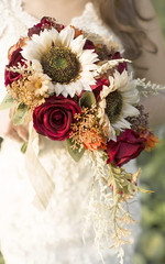 9 Inch Vintage Sunflower Wedding Bouquets for Bride Artificial Burgundy Rose Cas